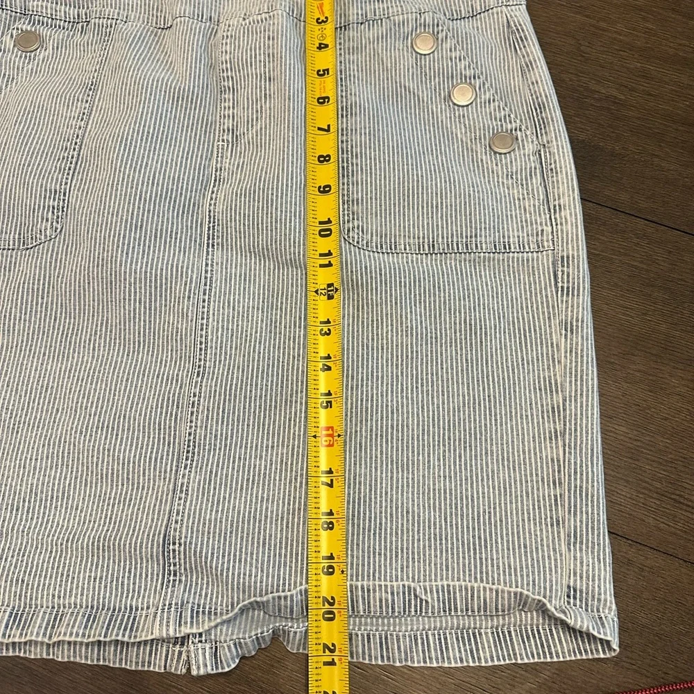 Westbound Light Blue Striped Mini‎ Skirt